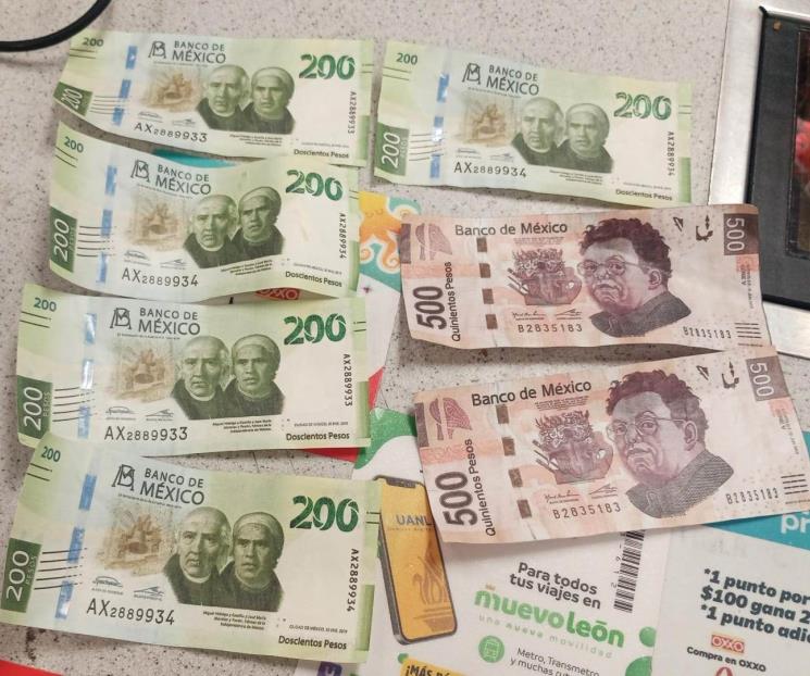 Cae al intentar depositar billetes falsos