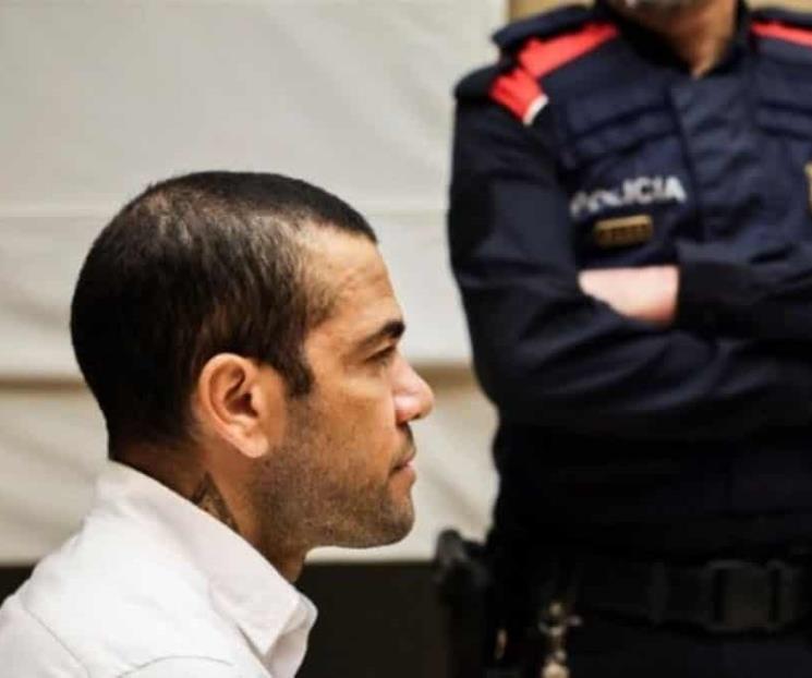 Aseguran que Dani Alves quería fugarse de prisión preventiva