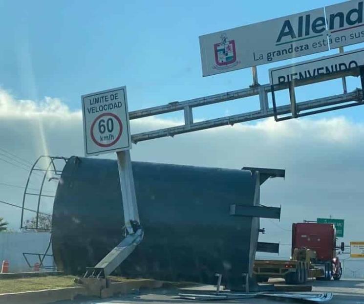 Causa caos tanque gigante en Allende