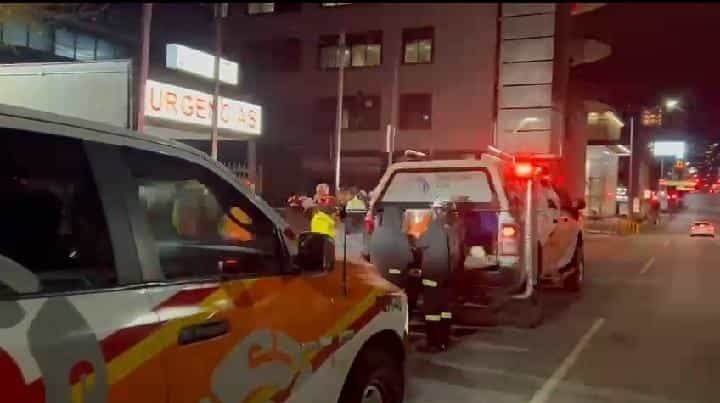 Con algunas horas de diferencia, dos hombres fueron atropellados entre la madrugada y mañana del domingo, en las avenidas Cuauhtémoc y Pino Suárez, centro de Monterrey.