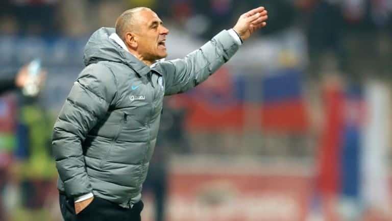 Nápoli cambia de técnico a dos días de enfrentar al Barça