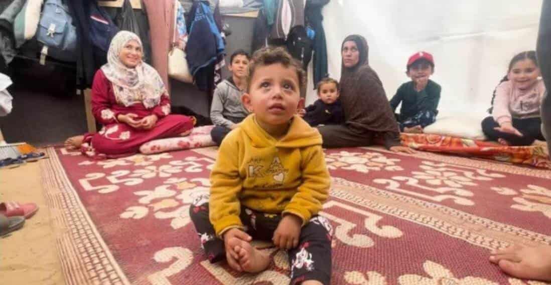 10 millones de niños obligados a huir de sus casas:Save the Children