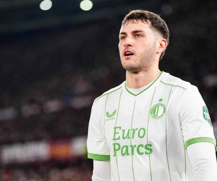 Pese al gol de Santi Giménez, eliminan a Feyenoord en Europa League Pese al gol de Santi Giménez, eliminan a Feyenoord en Europa League
