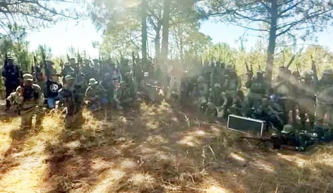 Anuncia sacerdote tregua entre Los Tlacos y Familia Michoacana