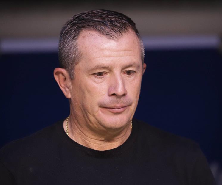 Cesa el Puebla a Ricardo Carbajal tras malos resultados
