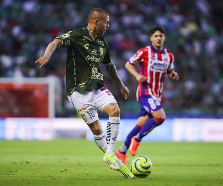 León vence al San Luis