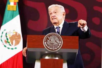 Arremete AMLO contra Youtube