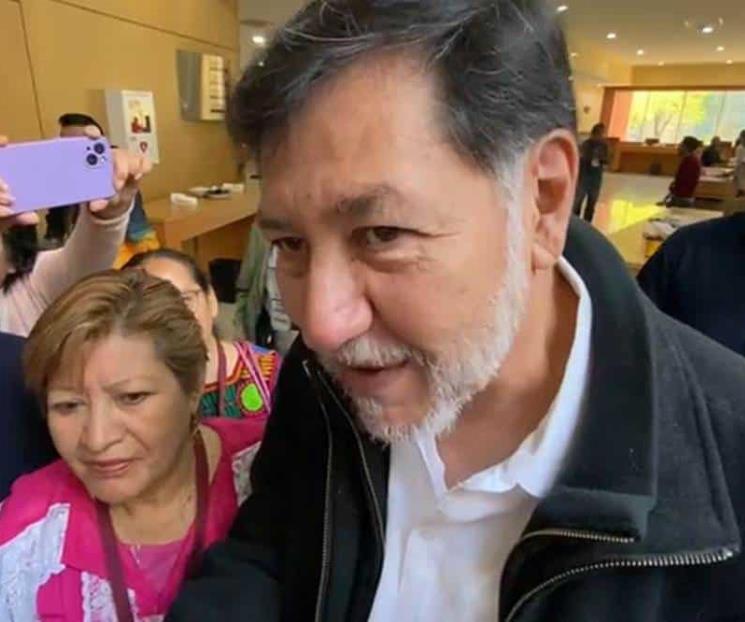 Arremete Noroña contra reportajes de medios extranjeros