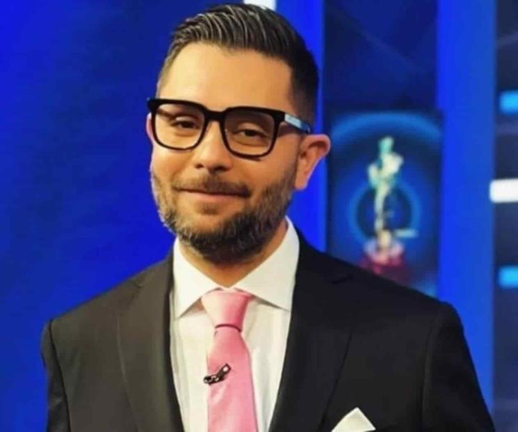 Reportan despierto y estable a Ricardo Casares tras sufrir infarto