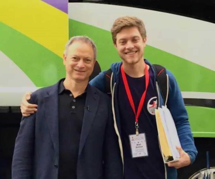 Muere el hijo del actor Gary Sinise por complicaciones de cáncer