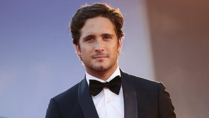 Diego Boneta protagonizará serie basada en el héroe “El Gato Negro” Diego Boneta protagonizará serie basada en el héroe “El Gato Negro”
