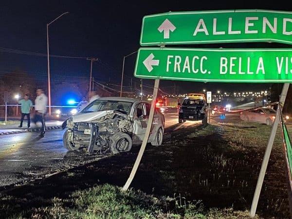 Mueren 2 tras choque frontal en Cadereyta Mueren 2 tras choque frontal en Cadereyta
