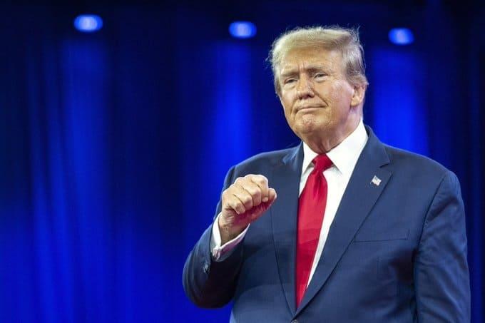Debe Trump pagar “multa imposible” de 464 mdd