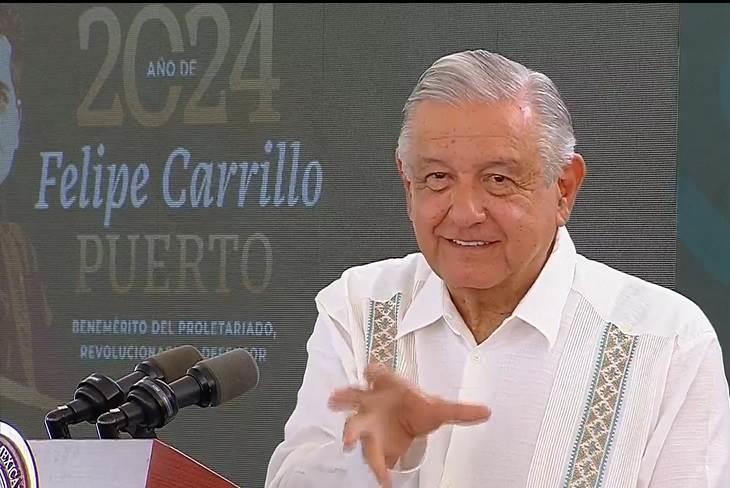 AMLO ironiza ante posibilidad de infracción de TEPJF