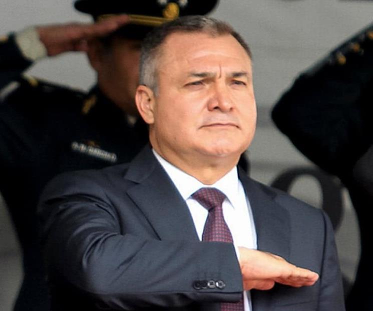 Acusan a García Luna de ofrecer dinero a compañeros de prisión