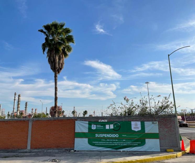 Clausuran Refinería de forma total tras impedir acceso a autoridades Clausuran Refinería de forma total tras impedir acceso a autoridades