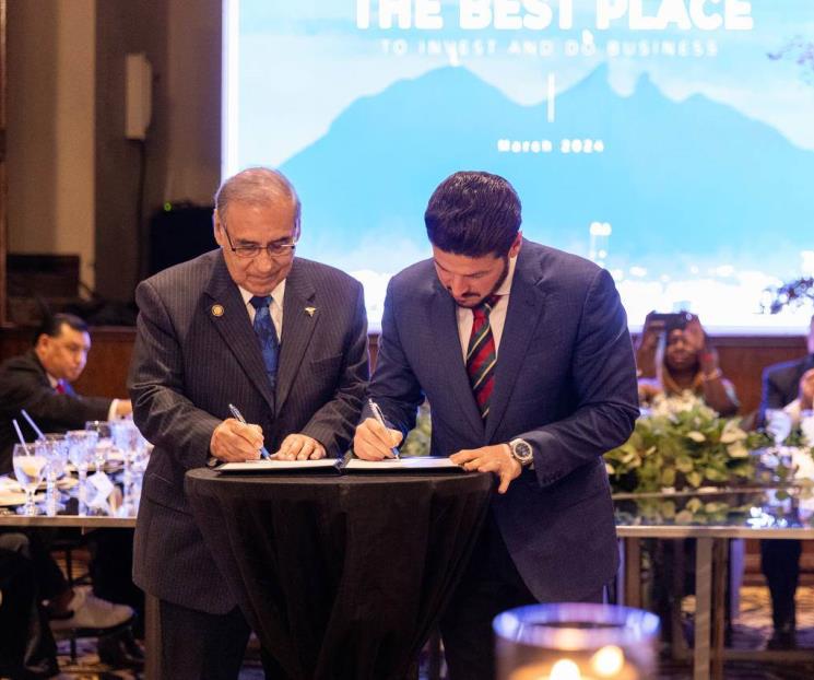 Firma NL memorándum de entendimiento con Laredo, Texas