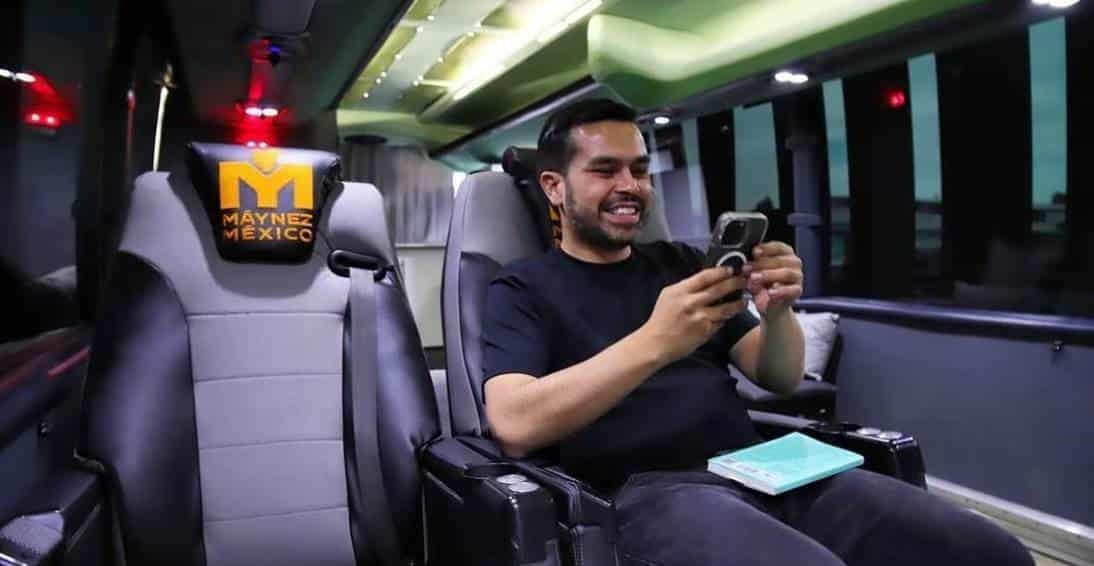Álvarez Máynez presume éxito en redes en primer día de campaña