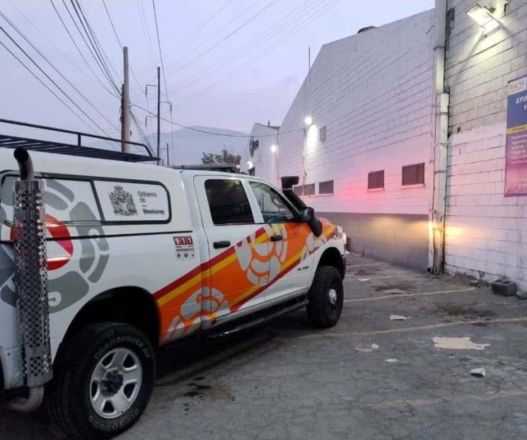 Sobrevive ladrón luego de caer por un tragaluz Sobrevive ladrón luego de caer por un tragaluz