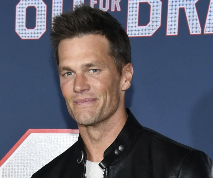 Anuncian firma de autógrafos con Tom Brady por 61 mil pesos Anuncian firma de autógrafos con Tom Brady por 61 mil pesos