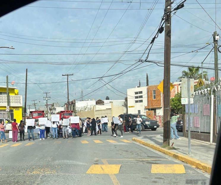 Ofrece Nava apoyo a padres de familia ante Secretaría de Educación