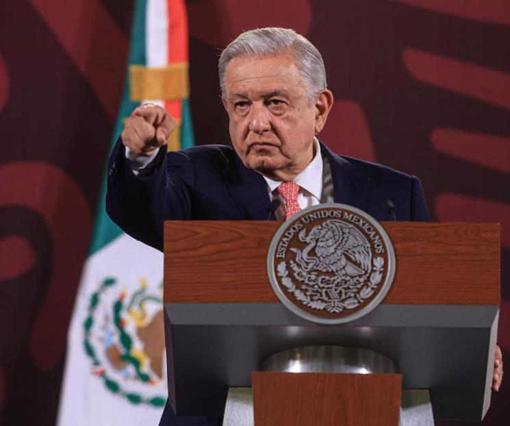 AMLO asegura que no ve ningún despeñadero