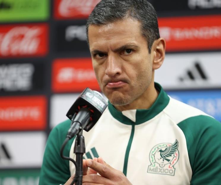 Lozano no ve como obligación ganar la Nations League 