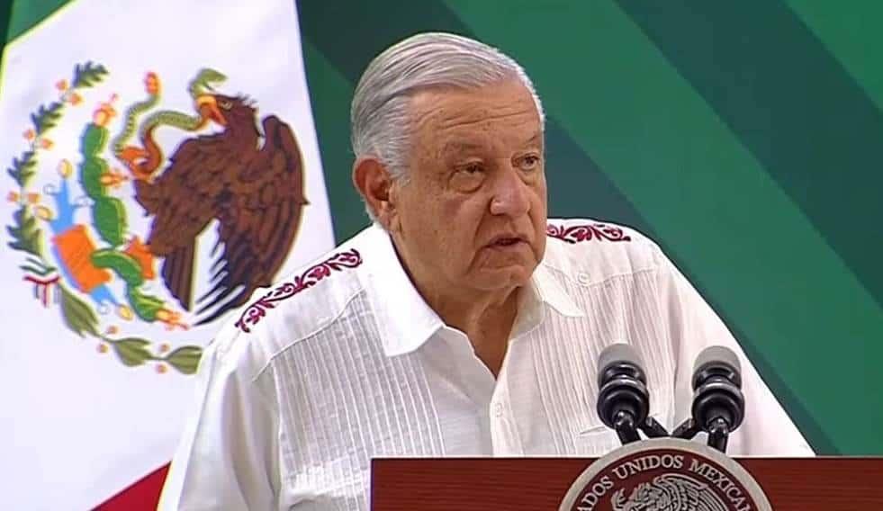 AMLO prevé violencia de infiltrados en marcha del 8M