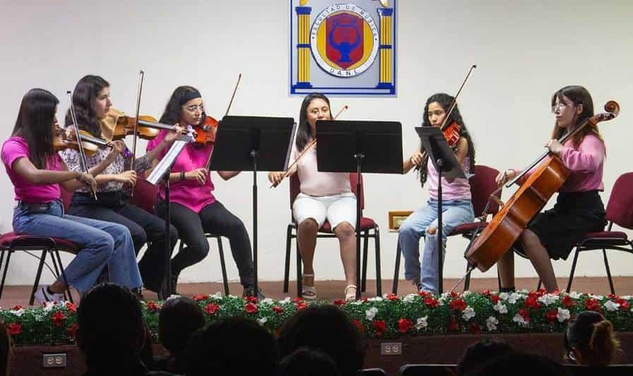 Muestran sororidad a través de la música