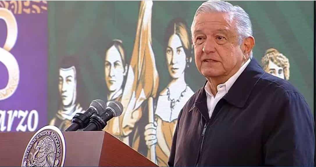 AMLO confirma muerte de un normalista de Ayotzinapa