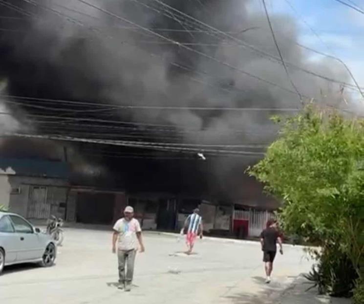Se incendian tejabanes en Monterrey