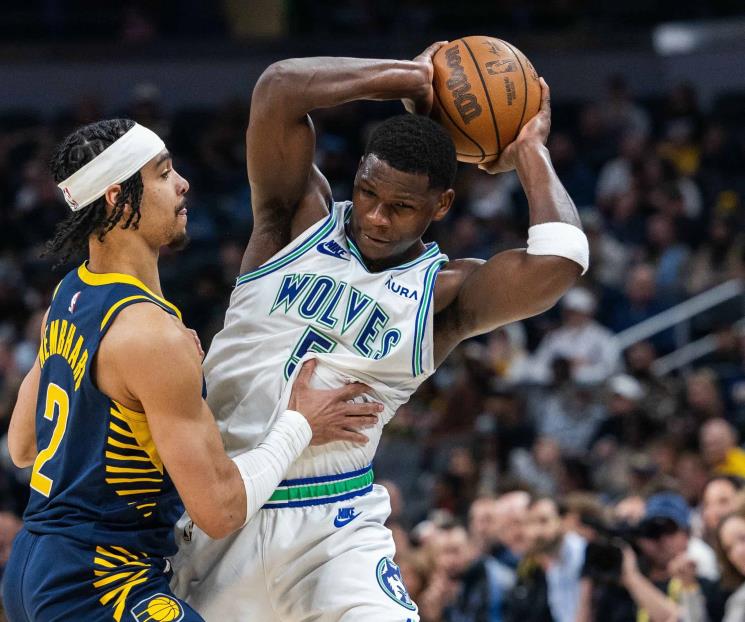 Brilla Edwards con 44 y ganan los Timbers