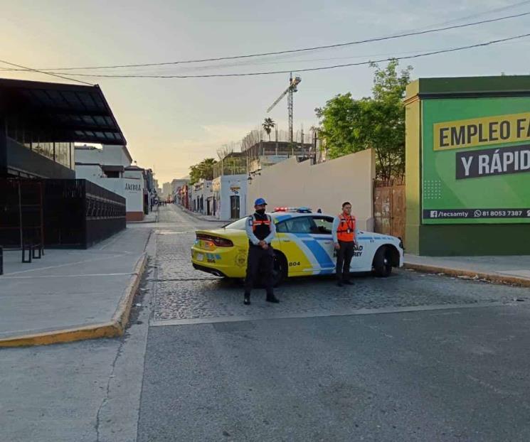 Cierran acceso vehicular al Barrio Antiguo por 8M Cierran acceso vehicular al Barrio Antiguo por 8M