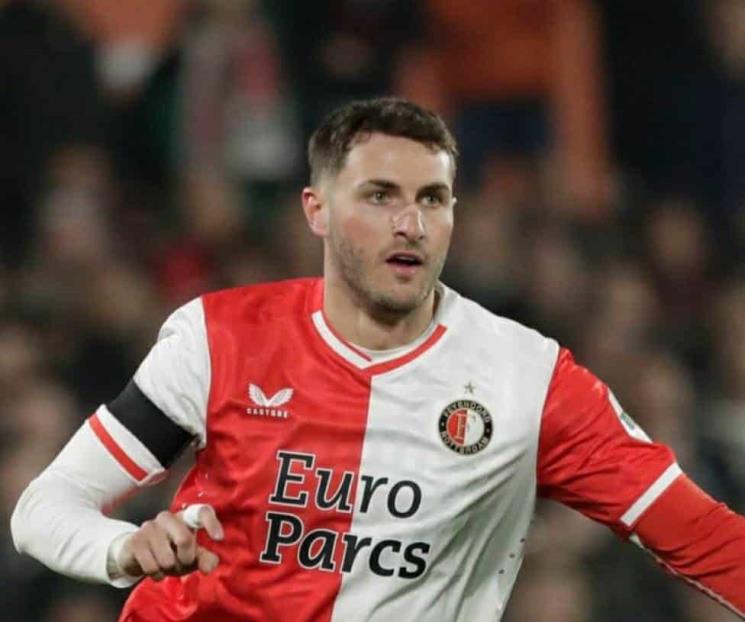 Santiago Giménez sigue marcando goles con el Feyennord