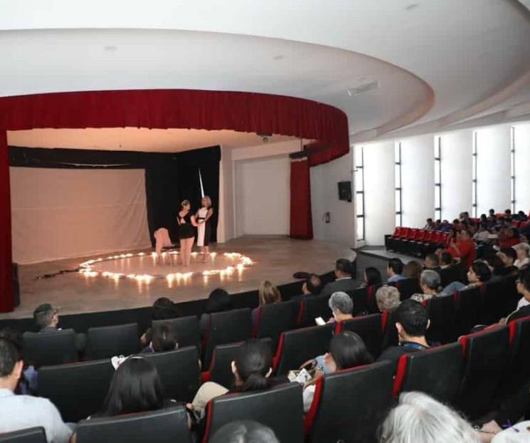Promueven la no violencia femenil con obra de teatro Promueven la no violencia femenil con obra de teatro