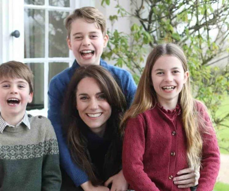 Retiran foto de Kate Middleton por estar presuntamente editada