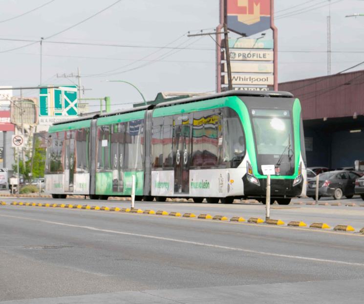 Inician en Ecovía pruebas diurnas de DRT a usar en L5 del Metro Inician en Ecovía pruebas diurnas de DRT a usar en L5 del Metro