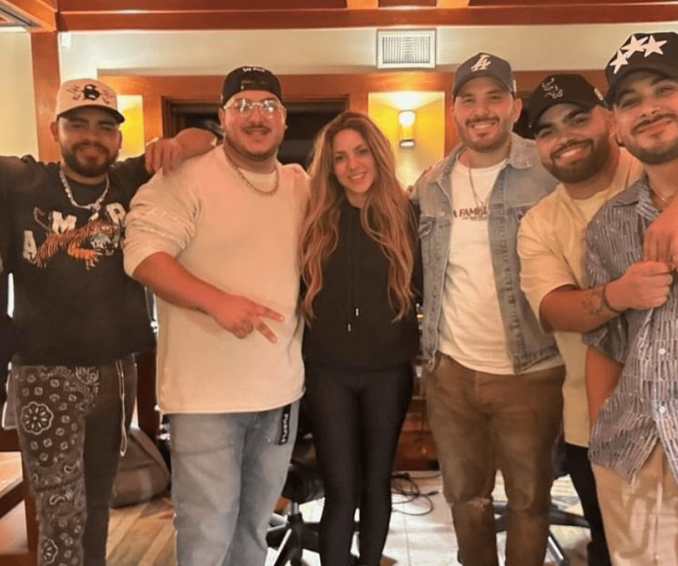 Vuelve Shakira al regional mexicano junto a Grupo Frontera