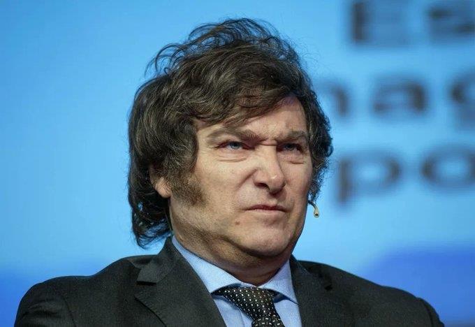 Rechaza Senado argentino mega decreto de Javier Milei