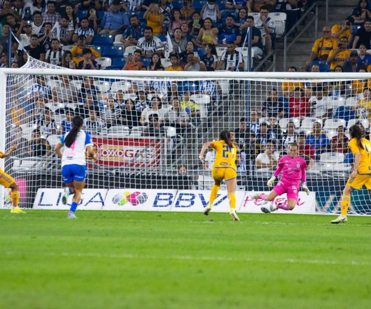 Empatan 0-0 Rayadas y Tigres Empatan 0-0 Rayadas y Tigres