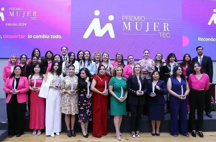 Reconoce Tec contribución  de la mujer a la sociedad
