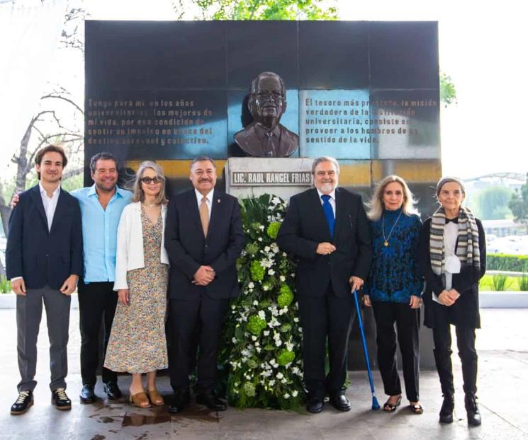Rinde UANL homenaje a Raúl Rangel Frías