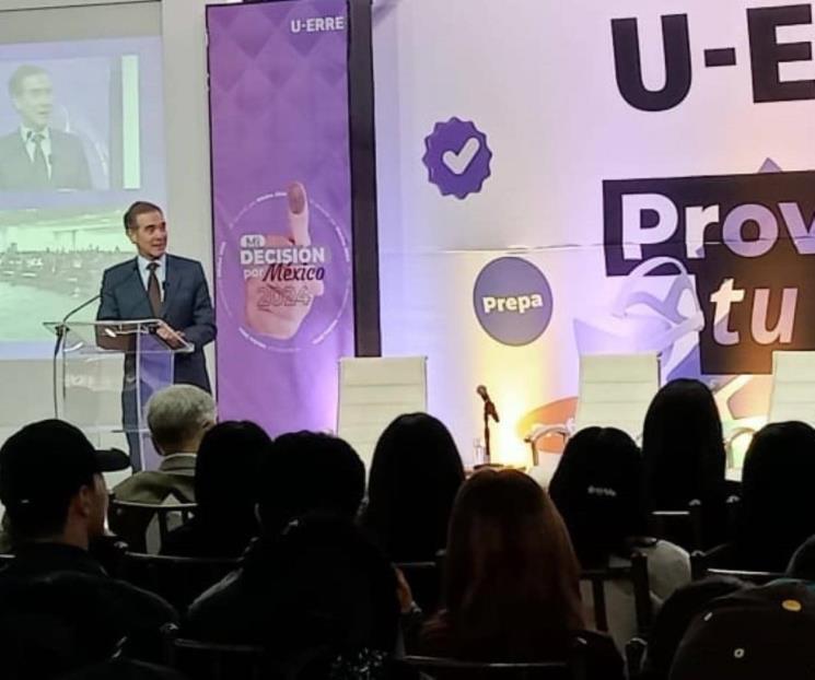 Pide Lorenzo Córdova voto informado para evitar muerte de democracia
