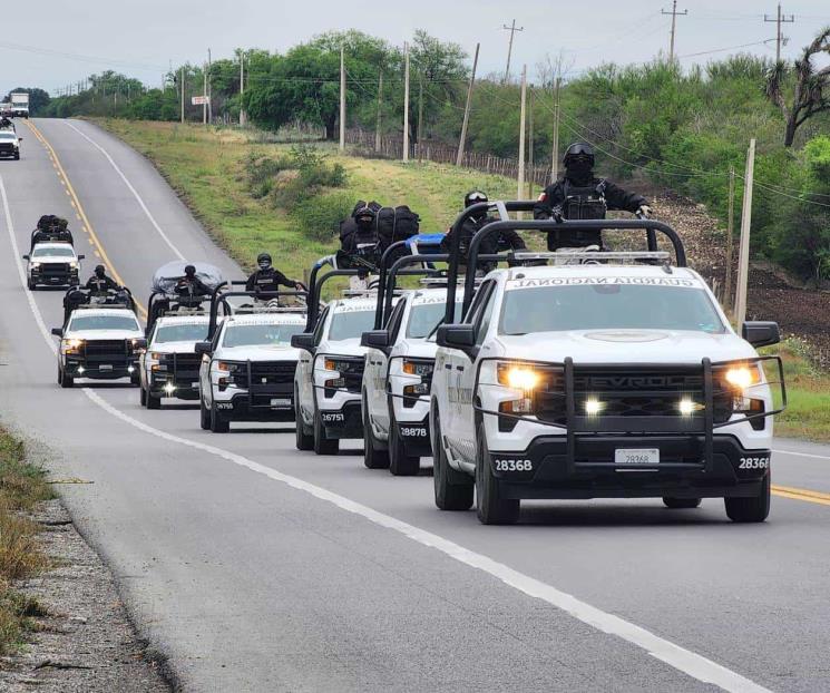 Arriban a NL más militares tras hallazgo de cuerpos