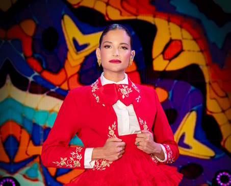 Prepara Natalia Jiménez nuevo disco con sabor a México