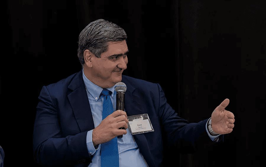 Las universidades tienen la misión de reinventarse: rector Tec