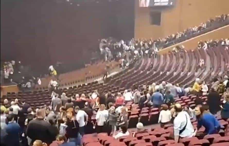 Reportan tiroteo en una sala de conciertos de Moscú