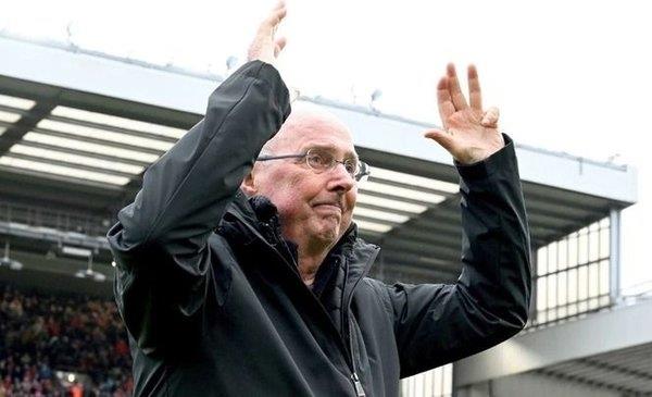 Cumplen sueño a Eriksson