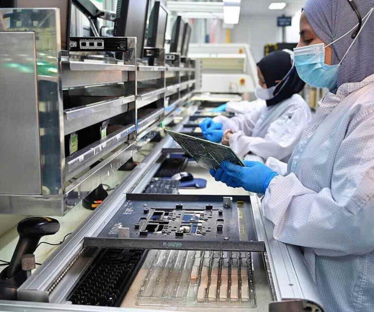 Intel busca convencer a Elon Musk y fabricar chips para Tesla