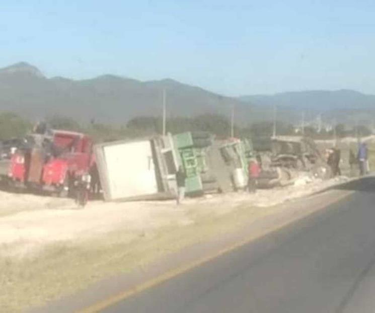 Muere conductor de grúa mientras trabajaba, en Galeana